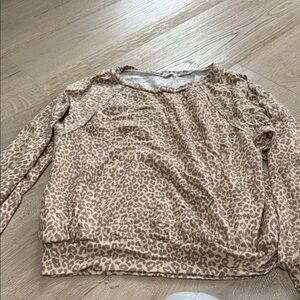 Leopard Print Long Sleeve Top